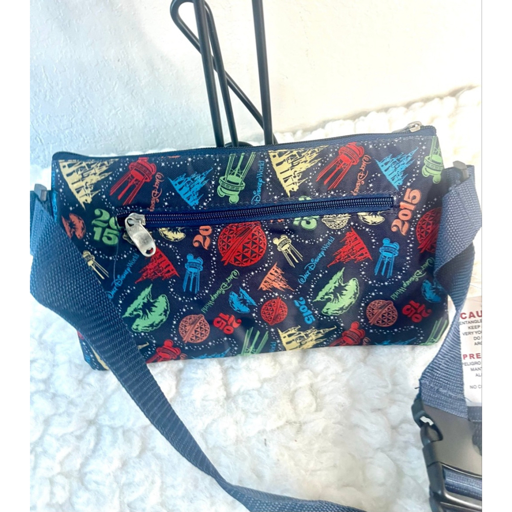 NWT Walt Disney World 2015 Icons belted waist hip fanny pack bag - Picture 3 of 7